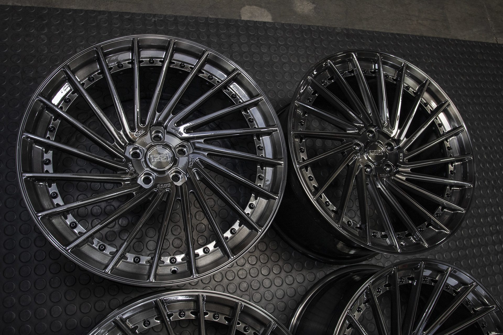 ベンツ Eクラス等 20インチ PIECHA MP5 POTENZAS001 25年製 245/35R18 92Y XL MO ブリヂストン POTENZA S001 （ポテンザ
