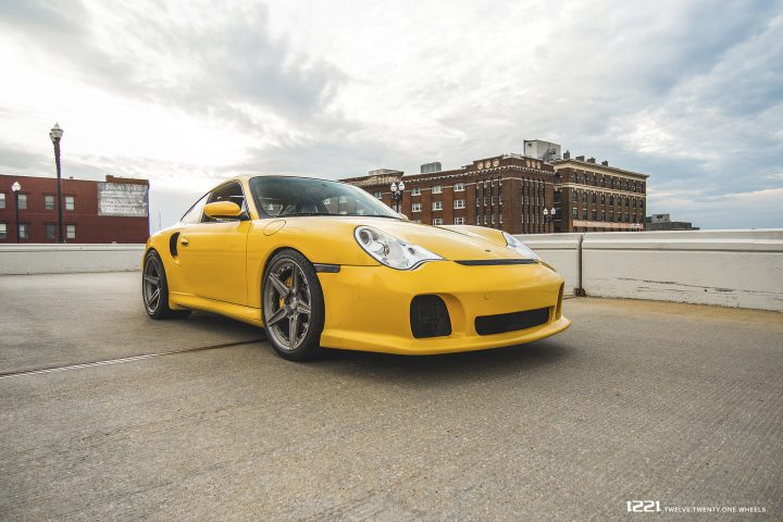 Porsche Carrera 911 Turbo forged concave wheels